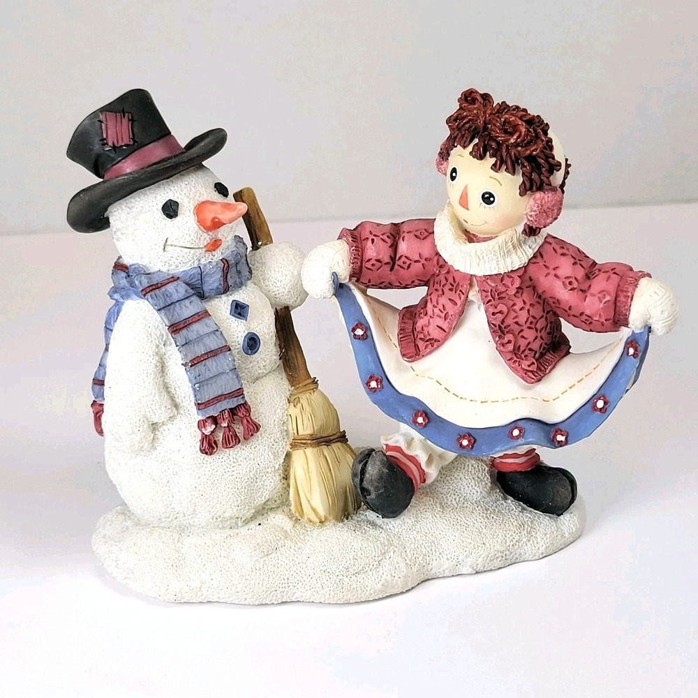 Enesco Raggedy Ann Snowman Figurine Friends Forever Winter Christmas Decor